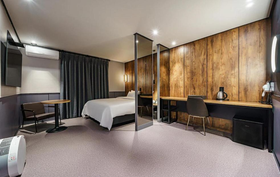 Brown-Dot Hotel Geomdan Inchon Exterior foto